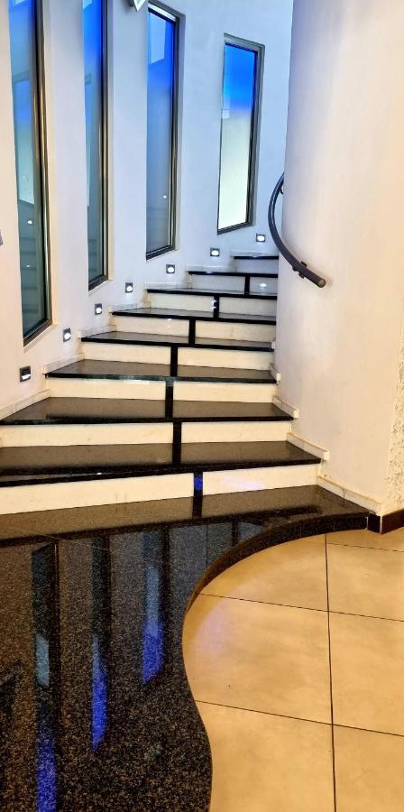 Hotel Insteia Polla Εξωτερικό φωτογραφία