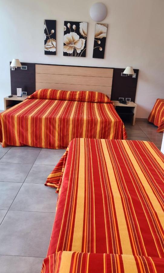 Hotel Insteia Polla Εξωτερικό φωτογραφία