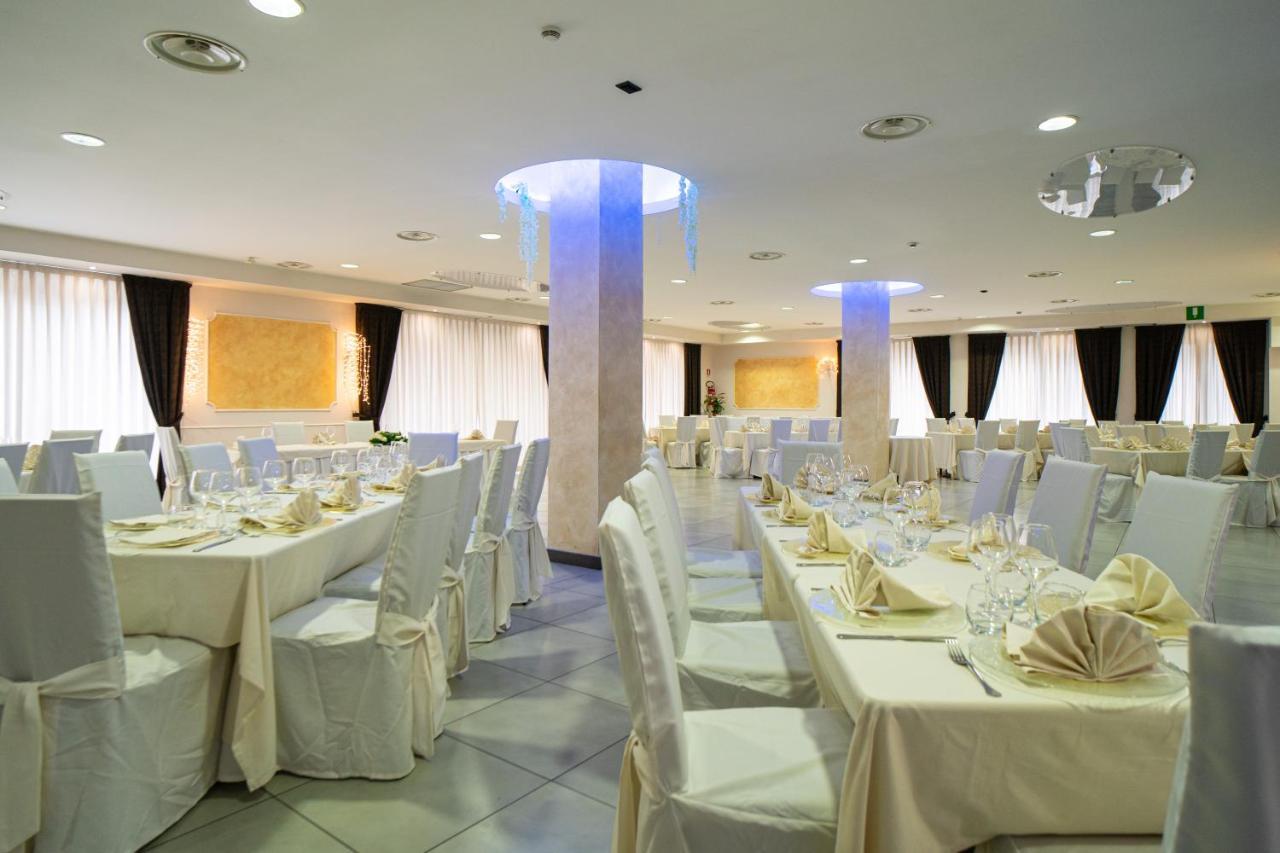 Hotel Insteia Polla Εξωτερικό φωτογραφία